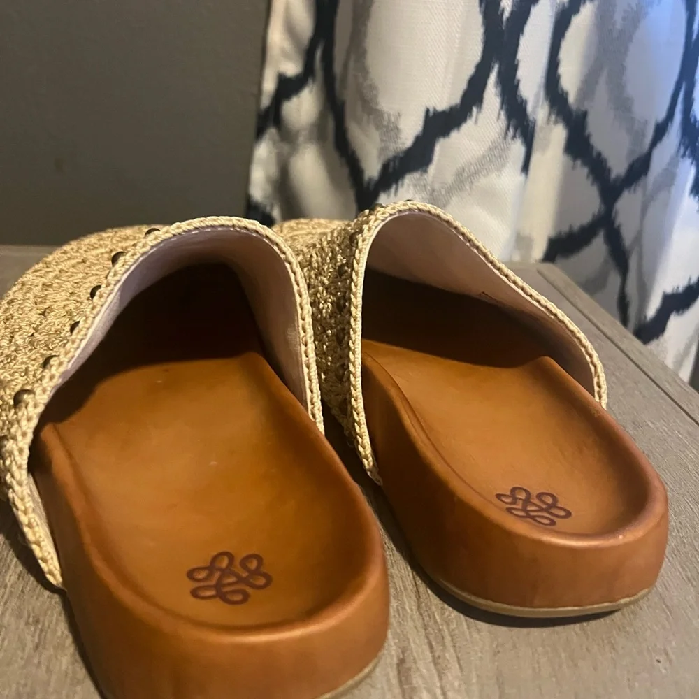 Elegant  Bolina’s Tan Crochet Women's Mules - Picture 3 of 8